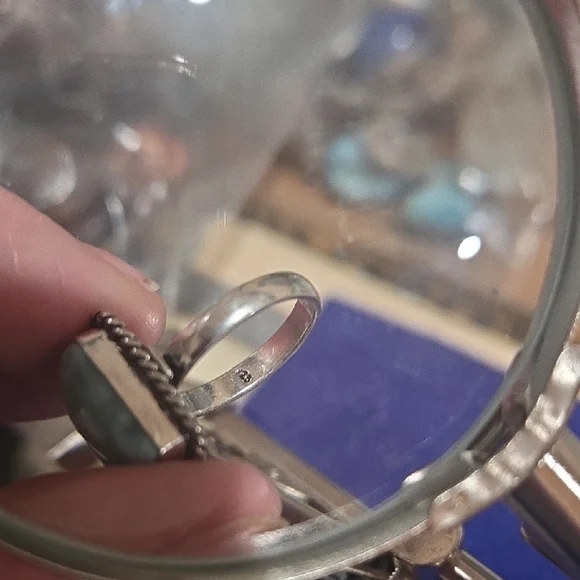 Chic Silver Ring with Larimar Stone - Picture 3 of 3